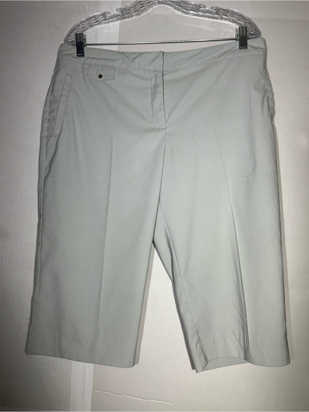 Women’s IZOD Golf Capri Sz 12 Grey